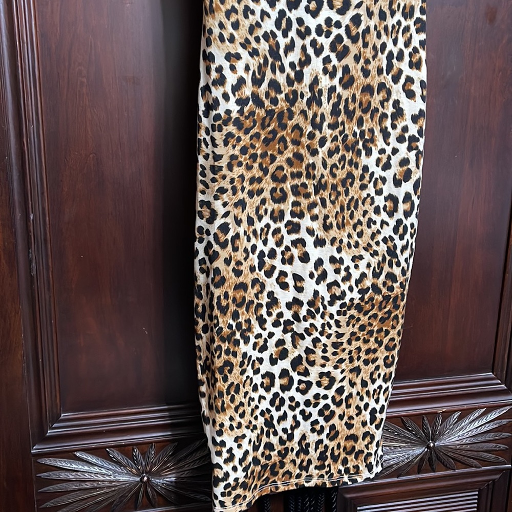 Dress - Picture 4 of 8